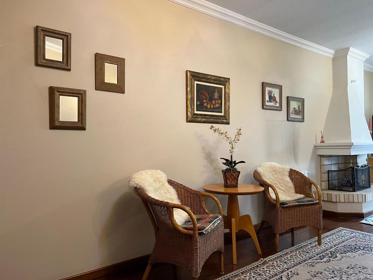 Mrg- Colonial 2D - 200 Mts Da Rua Torta Apartment Gramado Bagian luar foto