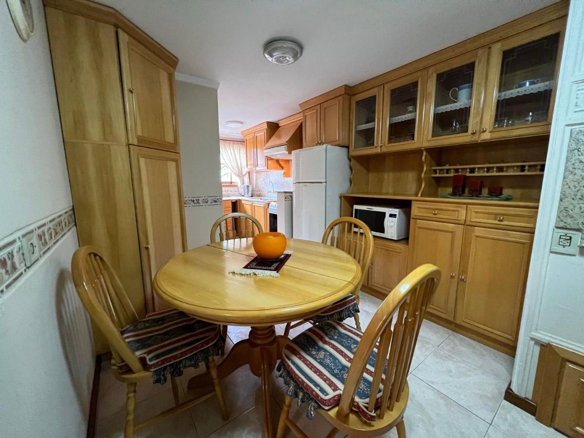 Mrg- Colonial 2D - 200 Mts Da Rua Torta Apartment Gramado Bagian luar foto